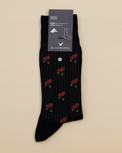 Load image into Gallery viewer, Floral Motif Crew Socks
