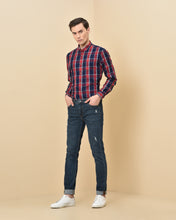 Load image into Gallery viewer, Mid Washed Mild Distressed Skinny Fit Jeans
