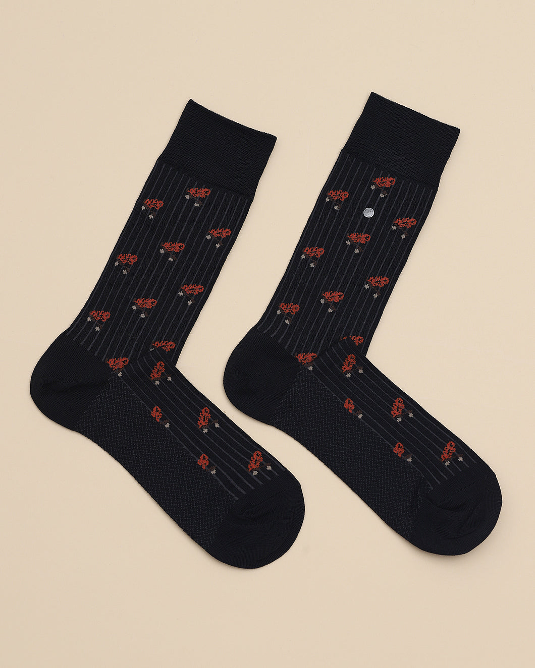 Floral Motif Crew Socks