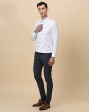 Load image into Gallery viewer, Hand Painted Floral Trim Fit Shirt
