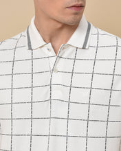 Load image into Gallery viewer, Quirky Print Slim Fit T-Shirt
